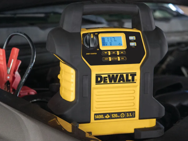 portable jump starter
