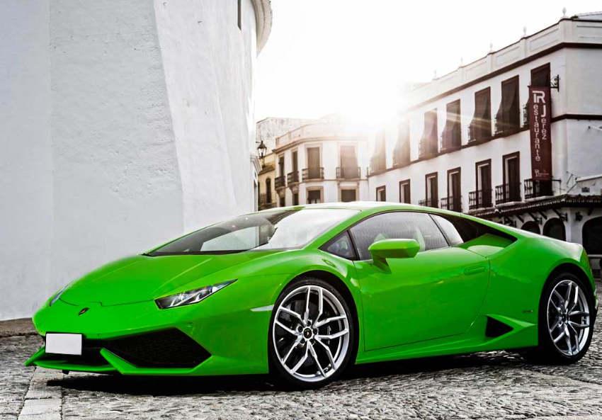 What Are the Requirements to Hire a Lamborghini?