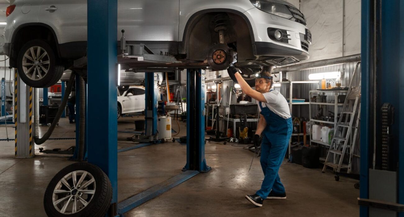 How Column Lifts Save Space and Boost Workshop Productivity?