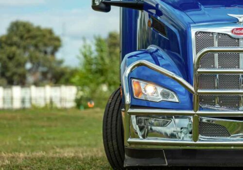 How to Select, Install, and Maintain Heavy-Duty Commercial Truck Bumpers